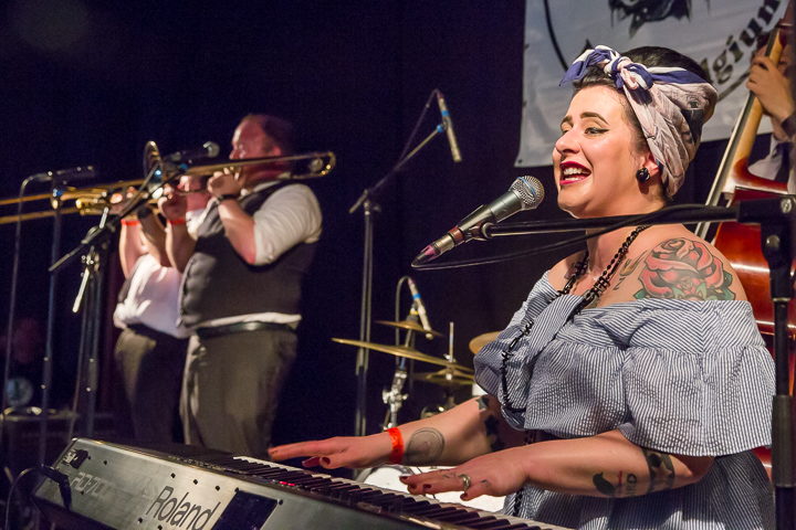 Davina & the Vagabonds (USA) @ Duvelblues, picture 18, photographed by Marc Verdonck - FrontView Magazine