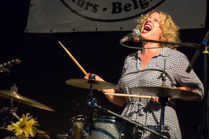 Hat Fitz & Cara (AUS/N-IRL) @ Duvelblues, picture 6, photographed by Marc Verdonck - FrontView Magazine