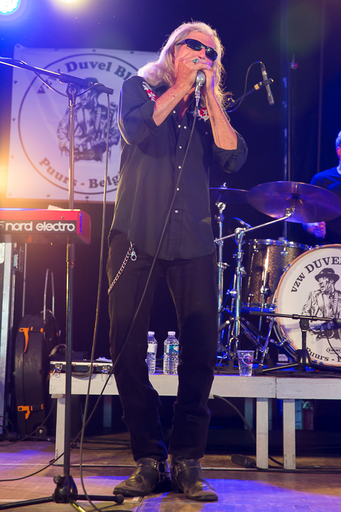 Marc Ford & the Neptune Blues Club (USA) @ Duvelblues, picture 7, photographed by Marc Verdonck - FrontView Magazine