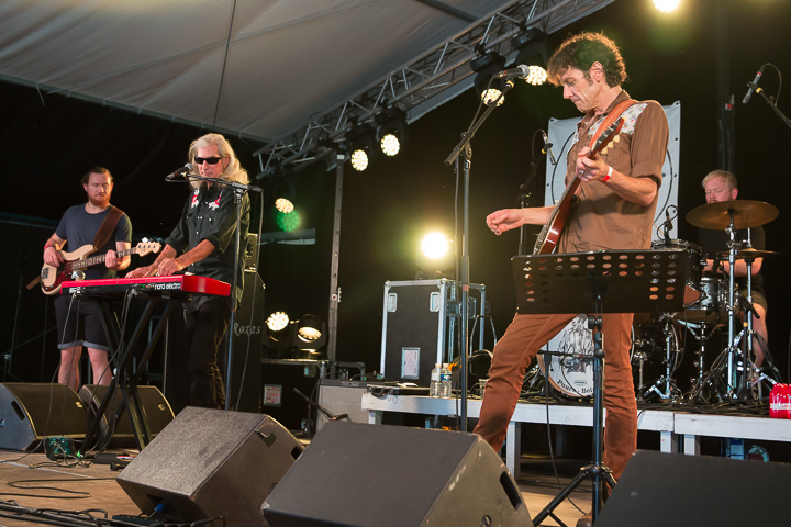 Marc Ford & the Neptune Blues Club (USA) @ Duvelblues, picture 13, photographed by Marc Verdonck - FrontView Magazine
