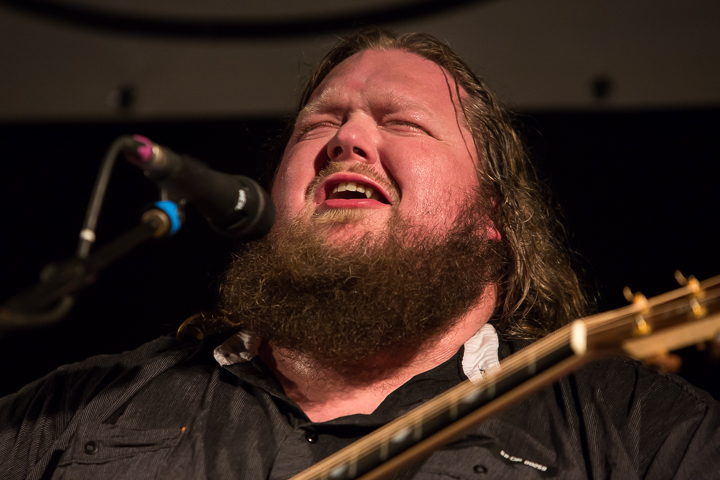 Matt Andersen (CAN) @ Duvelblues, picture 8, photographed by Marc Verdonck - FrontView Magazine