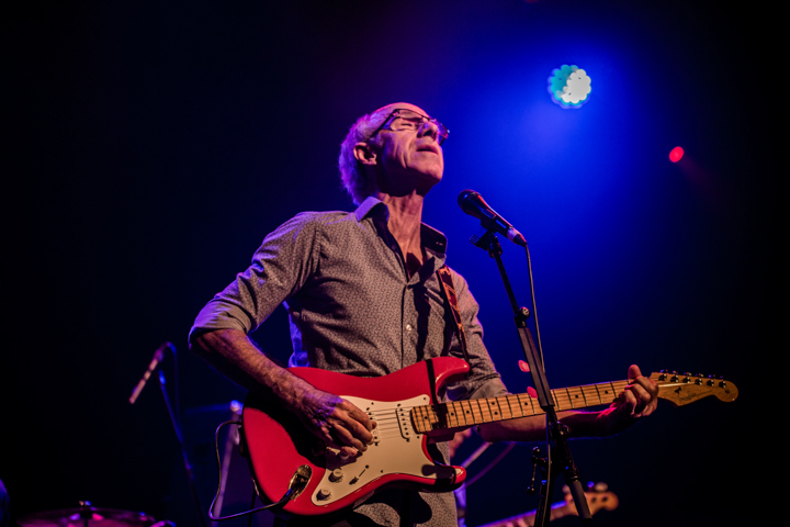Raymond van het Groenewoud 40 jaar meisjes @ Het Depot, picture 5, photographed by Raf Degeest - FrontView Magazine