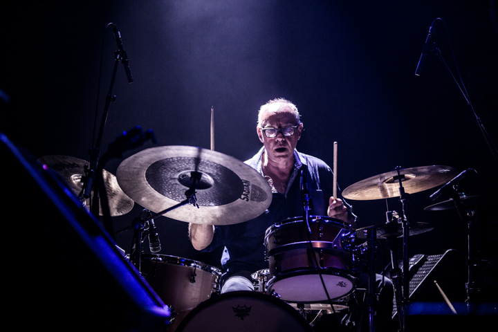 Raymond van het Groenewoud 40 jaar meisjes @ Het Depot, picture 13, photographed by Raf Degeest - FrontView Magazine