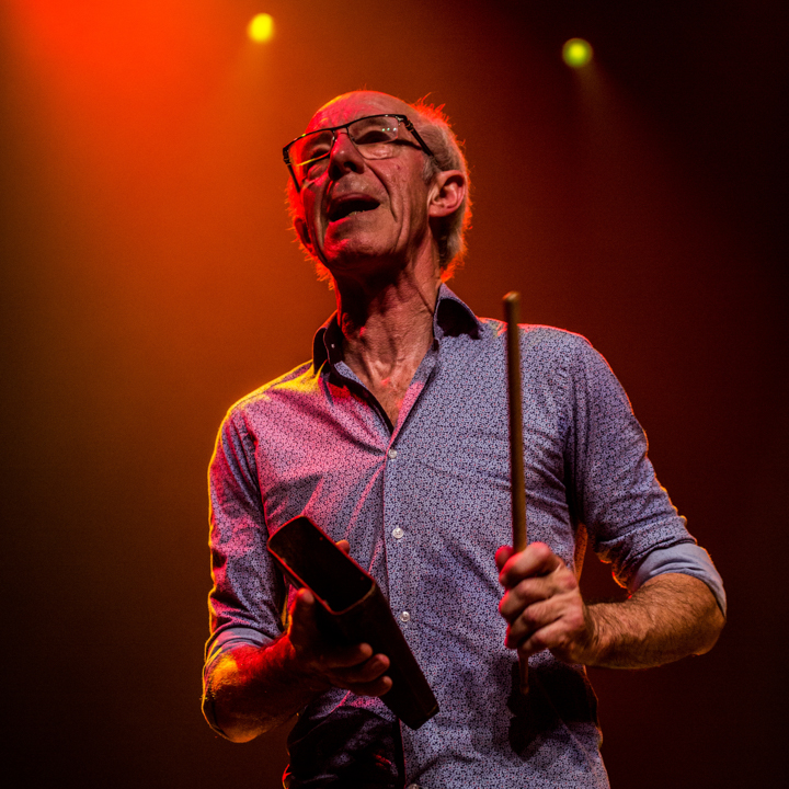 Raymond van het Groenewoud 40 jaar meisjes @ Het Depot, picture 23, photographed by Raf Degeest - FrontView Magazine