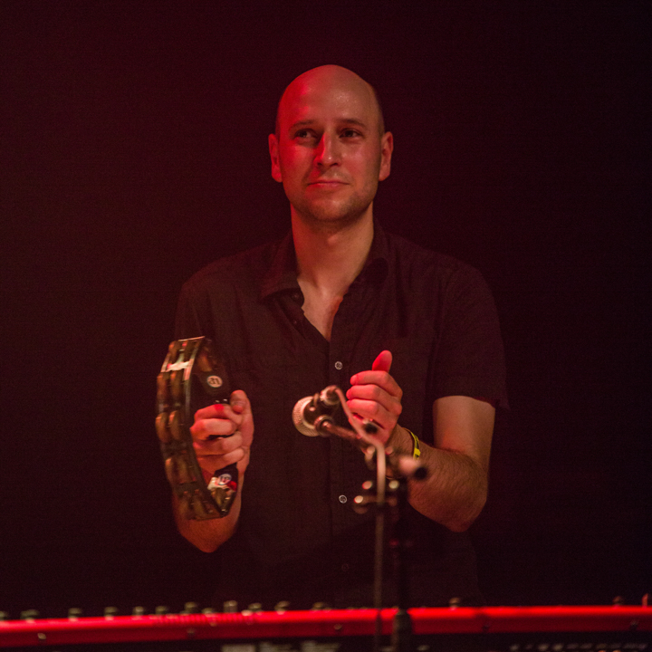 Raymond van het Groenewoud 40 jaar meisjes @ Het Depot, picture 27, photographed by Raf Degeest - FrontView Magazine