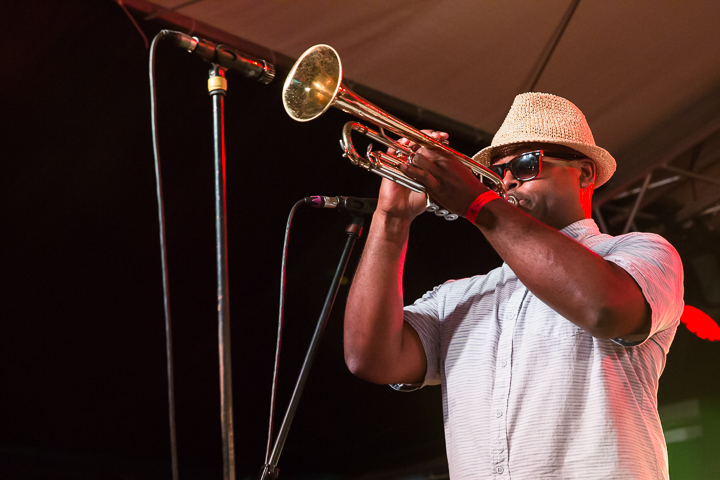 Walter Wolfman Washington (USA) @ Duvelblues, picture 11, photographed by Marc Verdonck - FrontView Magazine