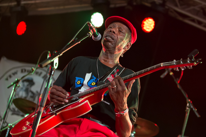 Walter Wolfman Washington (USA) @ Duvelblues, picture 25, photographed by Marc Verdonck - FrontView Magazine