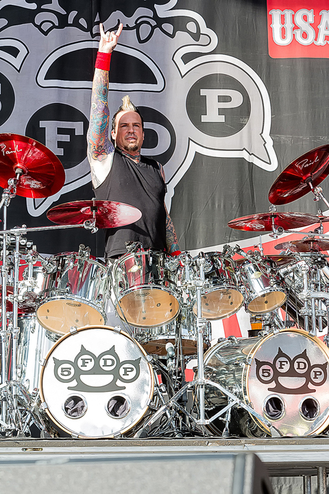 Five Finger Death Punch @ Rock Am Ring 2017, foto 12, foto's door Edwin Houdevelt - FrontView Magazine