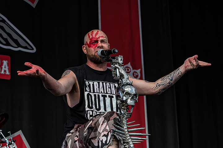 Five Finger Death Punch @ Rock Am Ring 2017, foto 20, foto's door Edwin Houdevelt - FrontView Magazine