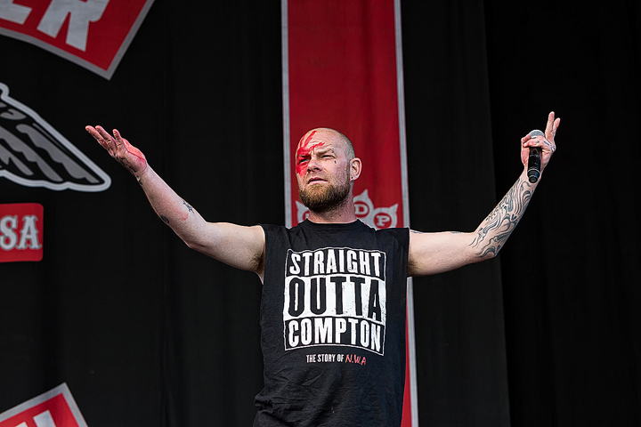 Five Finger Death Punch @ Rock Am Ring 2017, foto 25, foto's door Edwin Houdevelt - FrontView Magazine