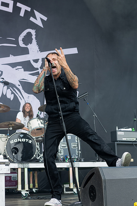 Donots @ Rock Am Ring 2017, foto 3, foto's door Edwin Houdevelt - FrontView Magazine