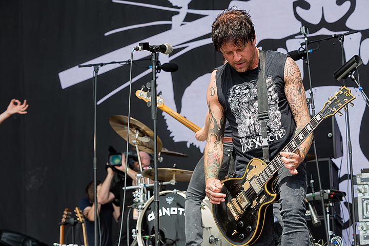 Donots @ Rock Am Ring 2017, foto 20, foto's door Edwin Houdevelt - FrontView Magazine