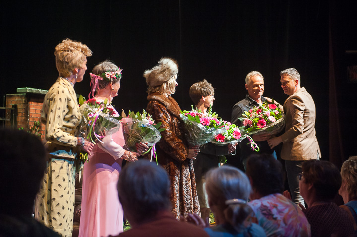 Het Kerkhofclubje @ Fakkeltheater - Rode zaal, picture 19, photographed by Goele Bormans - FrontView Magazine