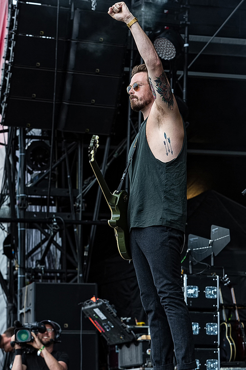Lower Than Atlantis @ Rock Am Ring 2017, foto 6, foto's door Edwin Houdevelt - FrontView Magazine