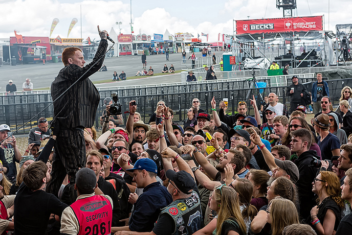 Frank Carter & The Rattlesnakes @ Rock Am Ring 2017, foto 5, foto's door Edwin Houdevelt - FrontView Magazine