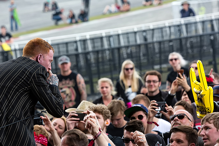 Frank Carter & The Rattlesnakes @ Rock Am Ring 2017, foto 17, foto's door Edwin Houdevelt - FrontView Magazine