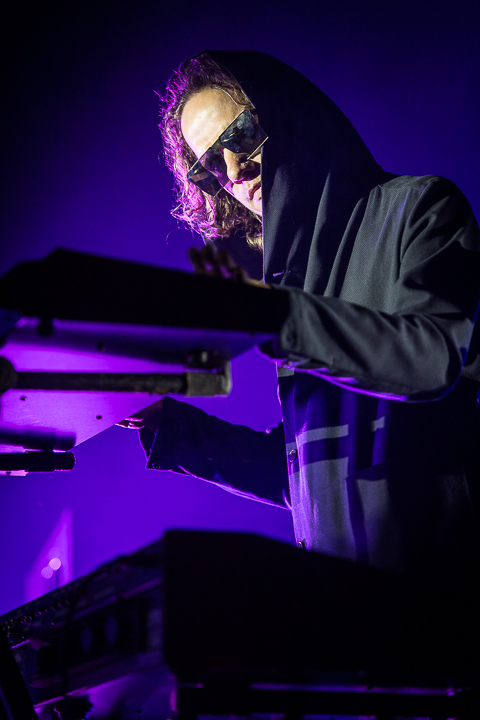STIJN plays Prince @ Ancienne Belgique, picture 1, photographed by Jan van Hecke - FrontView Magazine