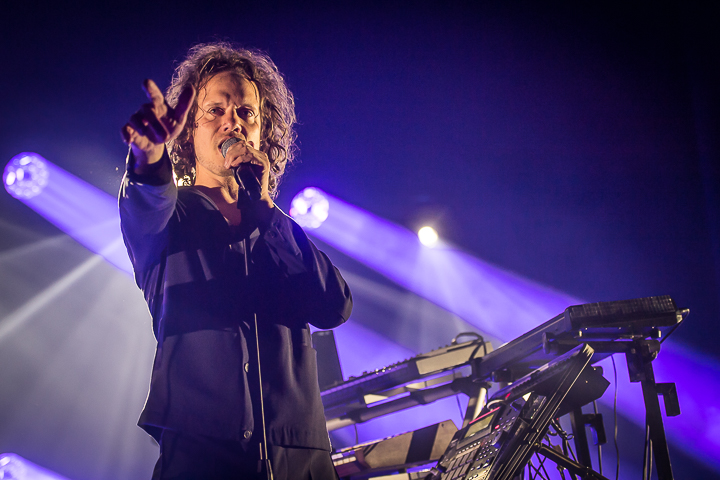 STIJN plays Prince @ Ancienne Belgique, picture 4, photographed by Jan van Hecke - FrontView Magazine