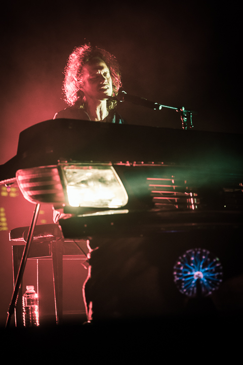 STIJN plays Prince @ Ancienne Belgique, picture 5, photographed by Jan van Hecke - FrontView Magazine