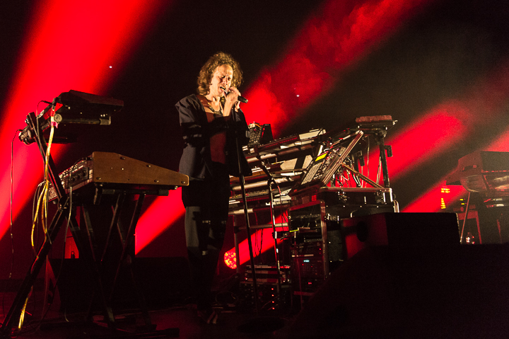 STIJN plays Prince @ Ancienne Belgique, picture 7, photographed by Jan van Hecke - FrontView Magazine