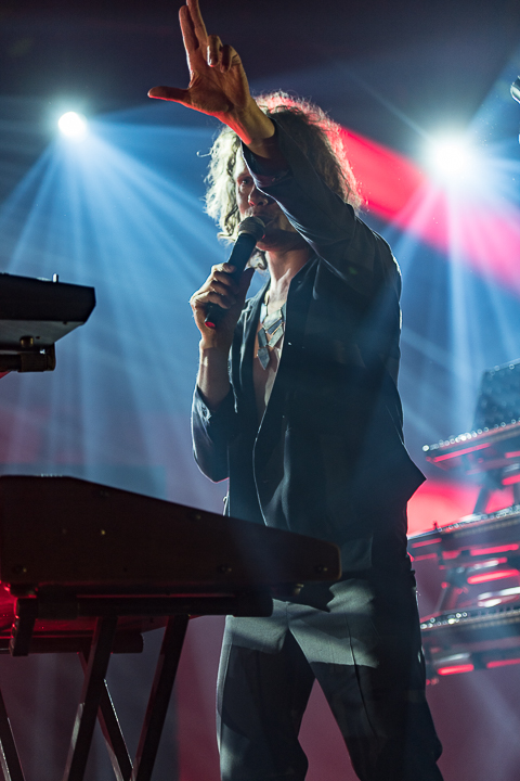 STIJN plays Prince @ Ancienne Belgique, picture 8, photographed by Jan van Hecke - FrontView Magazine