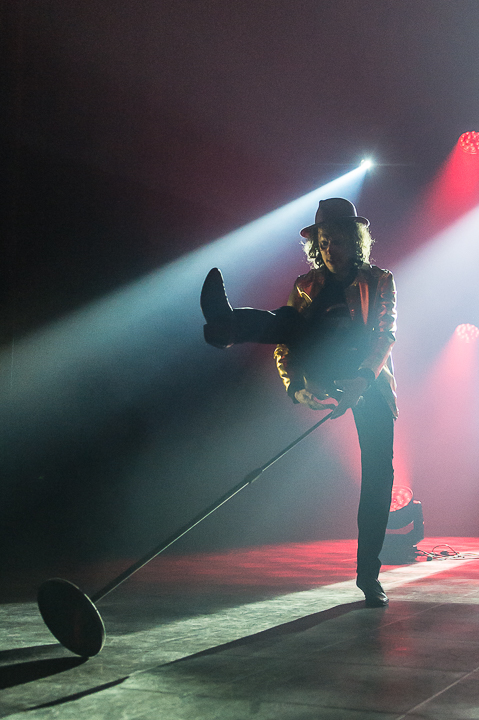 STIJN plays Prince @ Ancienne Belgique, picture 25, photographed by Jan van Hecke - FrontView Magazine