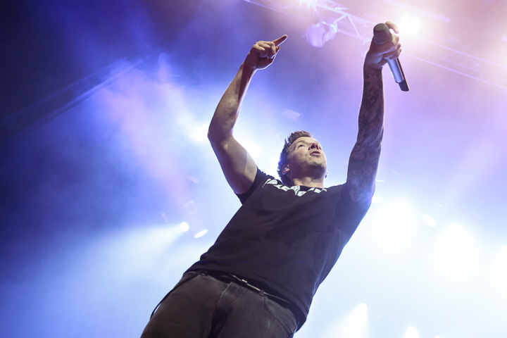 Simple Plan @ 013, foto 4, foto's door Dorien Goetschalckx - FrontView Magazine