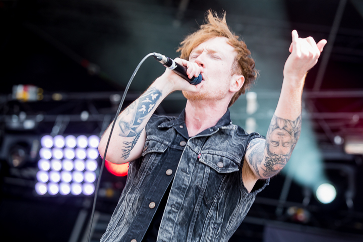 Mallory Knox @ Download Paris 2017, picture 5, photographed by Dorien Goetschalckx - FrontView Magazine