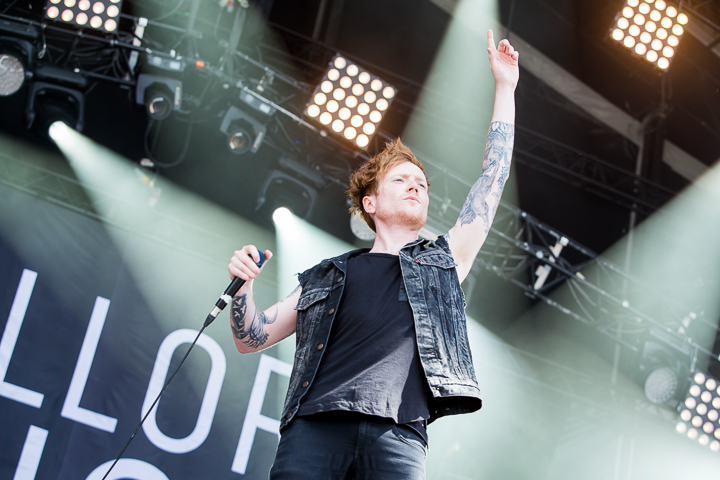 Mallory Knox @ Download Paris 2017, picture 14, photographed by Dorien Goetschalckx - FrontView Magazine