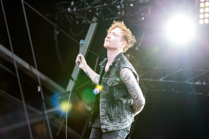 Mallory Knox @ Download Paris 2017, picture 17, photographed by Dorien Goetschalckx - FrontView Magazine