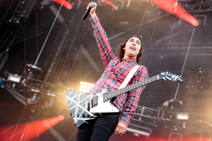 Pierce The Veil @ Download Paris 2017, picture 5, photographed by Dorien Goetschalckx - FrontView Magazine