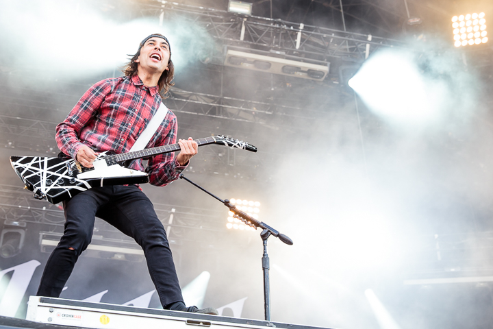 Pierce The Veil @ Download Paris 2017, picture 8, photographed by Dorien Goetschalckx - FrontView Magazine