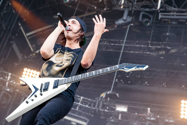 Pierce The Veil @ Download Paris 2017, picture 15, photographed by Dorien Goetschalckx - FrontView Magazine