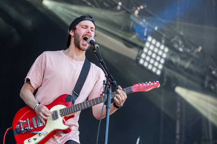 Black Foxxes @ Download Paris 2017, picture 3, photographed by Dorien Goetschalckx - FrontView Magazine
