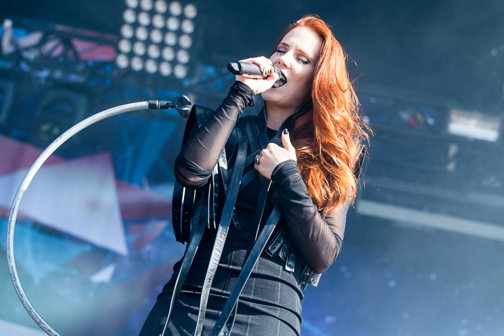 Epica @ Download Paris 2017, picture 3, photographed by Dorien Goetschalckx - FrontView Magazine