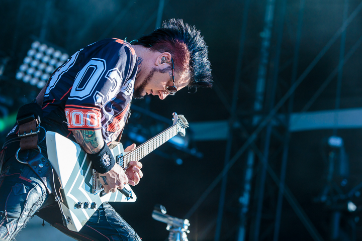 Five Finger Death Punch @ Download Paris 2017, foto 14, foto's door Dorien Goetschalckx - FrontView Magazine