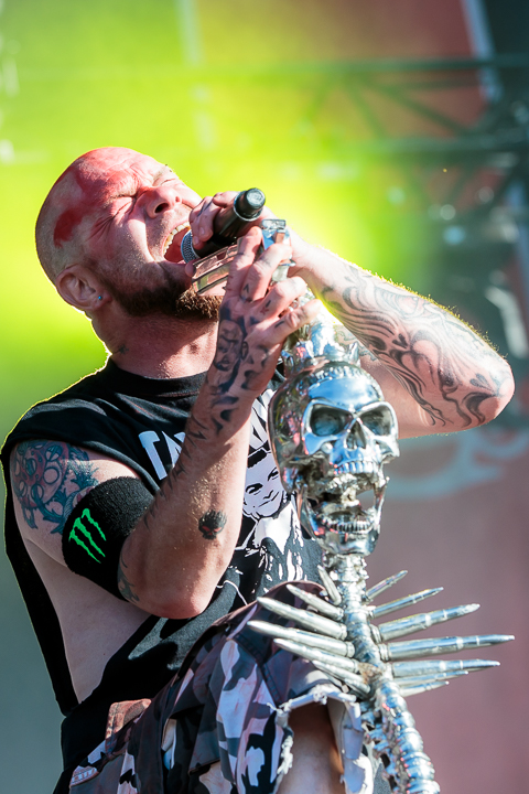 Five Finger Death Punch @ Download Paris 2017, foto 19, foto's door Dorien Goetschalckx - FrontView Magazine