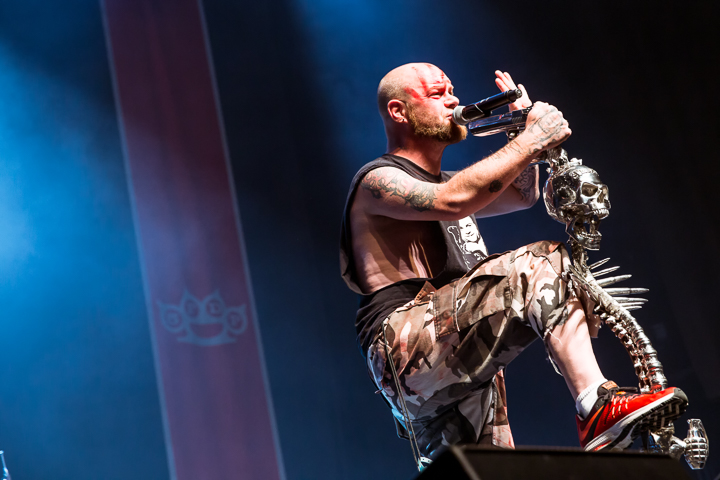 Five Finger Death Punch @ 013, picture 4, photographed by Dorien Goetschalckx - FrontView Magazine