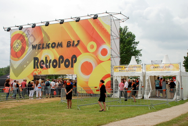 Retropop 2017 @ Emmen, picture 2, photographed by Peter Minnebo - FrontView Magazine