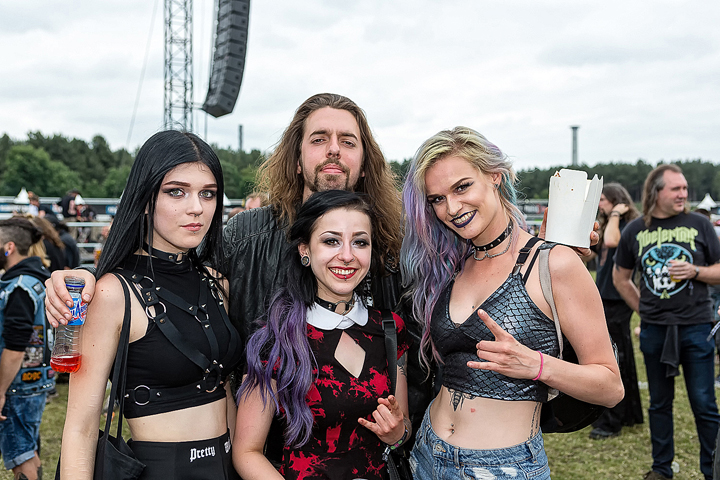 Sfeer & Publiek @ Graspop 2017 (zaterdag), picture 1, photographed by Edwin Houdevelt - FrontView Magazine