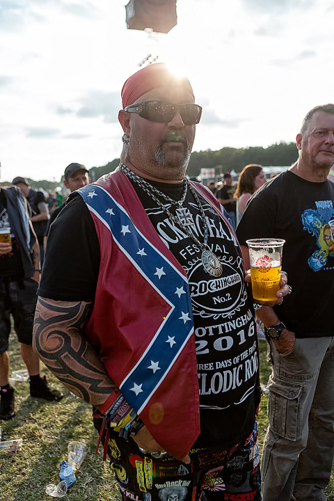 Sfeer & Publiek @ Graspop 2017 (zaterdag), picture 104, photographed by Edwin Houdevelt - FrontView Magazine