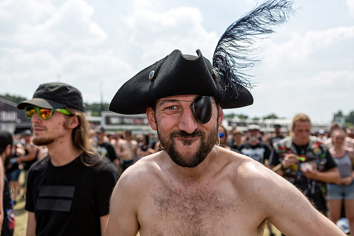 Sfeer & Publiek @ Graspop 2017 (zondag), picture 38, photographed by Edwin Houdevelt - FrontView Magazine