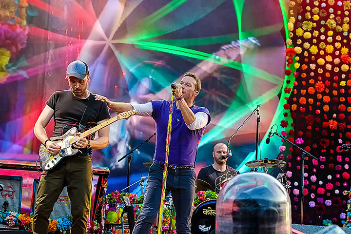 Coldplay @ Koning Boudewijnstadion Brussel, picture 2, photographed by dirk janssens - FrontView Magazine