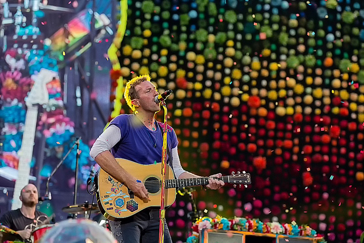 Coldplay @ Koning Boudewijnstadion Brussel, picture 17, photographed by dirk janssens - FrontView Magazine