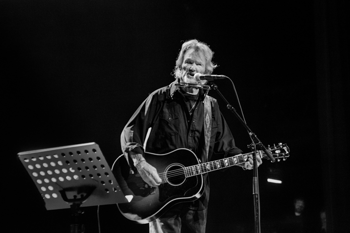 Kris Kristofferson @ De Roma, picture 1, photographed by Erwin Evrard - FrontView Magazine