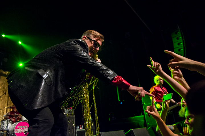 Me First and the Gimme Gimmes @ Ancienne Belgique, picture 37, photographed by Erwin Evrard - FrontView Magazine