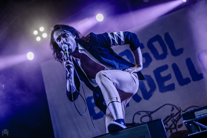 Gogol Bordello @ Genk on Stage, picture 5, photographed by Luc Luyten - FrontView Magazine