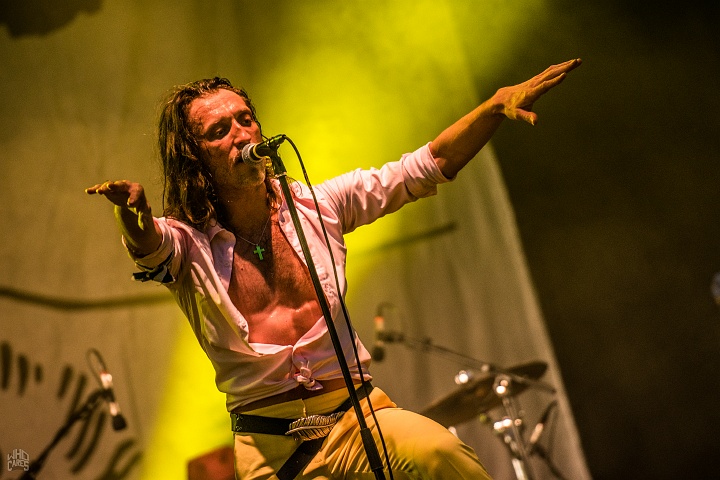 Gogol Bordello @ Genk on Stage, picture 18, photographed by Luc Luyten - FrontView Magazine