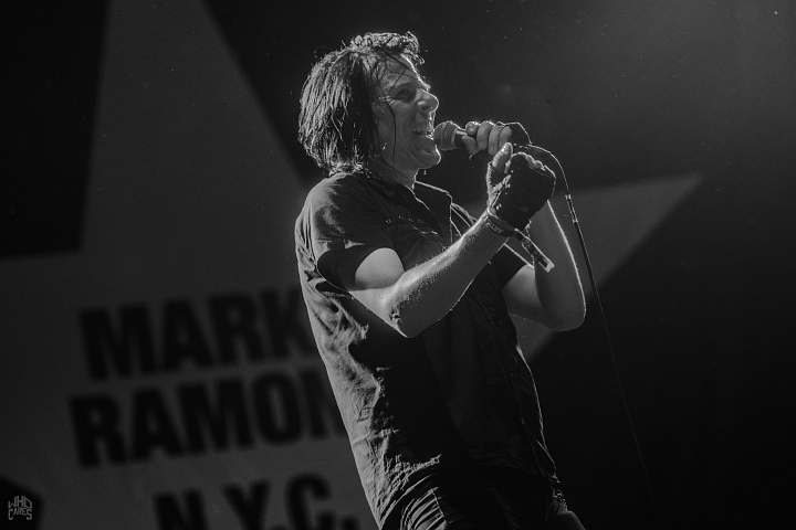 Marky Ramone @ Genk on Stage, picture 21, photographed by Luc Luyten - FrontView Magazine