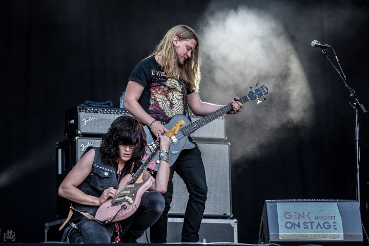 Tyler Bryant & The Shakedown @ Genk on Stage, picture 17, photographed by Luc Luyten - FrontView Magazine